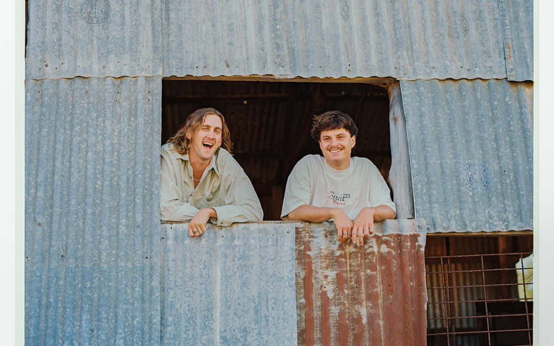 Old Mervs – How The Fark Are Ya – Tour